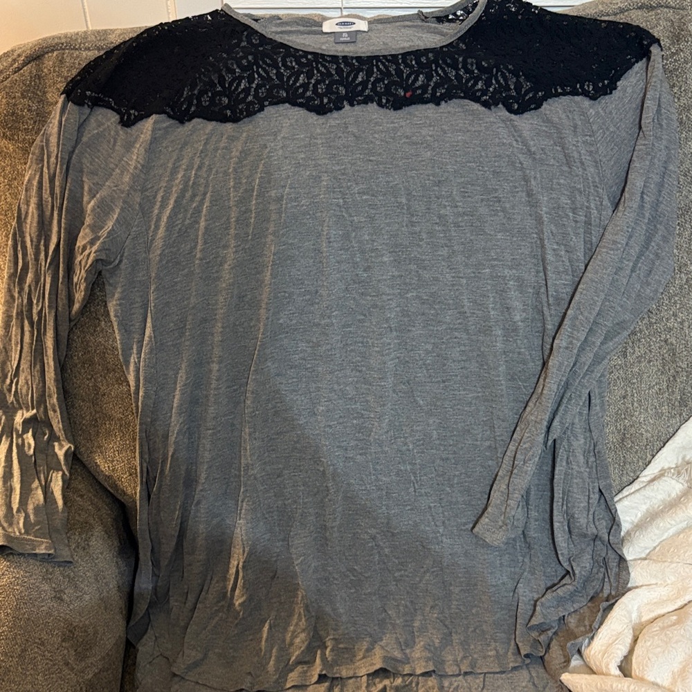 Old Navy Gray Long Sleeve Top with Black Lace